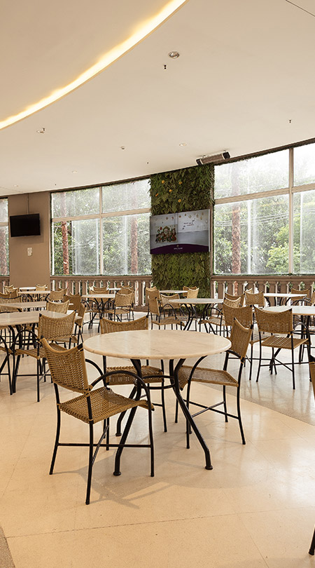 Praça de Alimentação | Alpha Square Mall