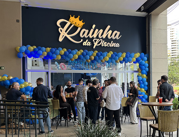 Rainha da Piscina - Alpha Square Mall